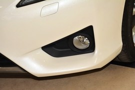 2013款丰田锐志2.5V尚锐导航版