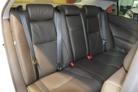2012款丰田皇冠V6