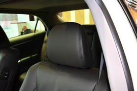 2012款丰田皇冠V6