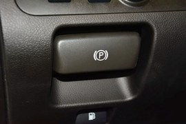 2012款丰田皇冠V6