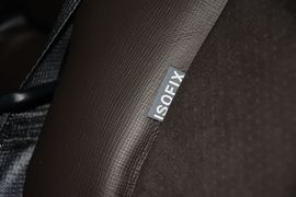 2013款丰田锐志2.5V尚锐导航版