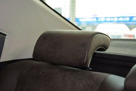 2013款丰田锐志2.5V尚锐导航版