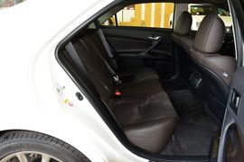 2013款丰田锐志2.5V尚锐导航版