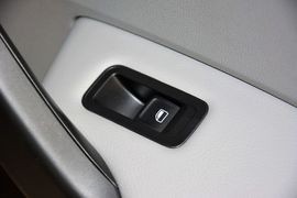 2015款斯柯达昕锐1.6L自动优选型