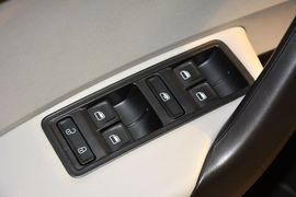 2015款斯柯达昕锐1.6L自动优选型