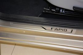 2015款斯柯达昕锐1.6L自动优选型