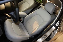 2015款斯柯达昕锐1.6L自动优选型