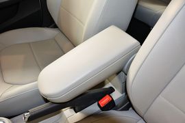 2015款斯柯达昕锐1.6L自动优选型