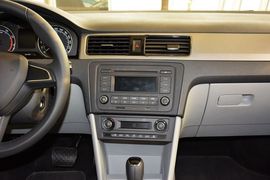 2015款斯柯达昕锐1.6L自动优选型