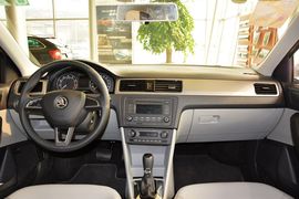 2015款斯柯达昕锐1.6L自动优选型