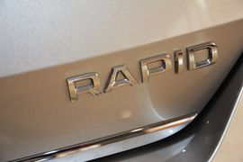 2015款斯柯达昕锐1.6L自动优选型