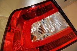 2015款斯柯达昕锐1.6L自动优选型