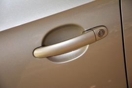 2015款斯柯达昕锐1.6L自动优选型