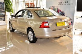 2015款斯柯达昕锐1.6L自动优选型