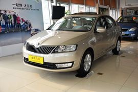 2015款斯柯达昕锐1.6L自动优选型