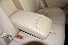 2014款丰田卡罗拉1.6L手动GLX-i