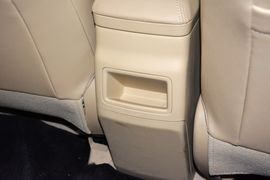 2014款丰田卡罗拉1.6L手动GLX-i