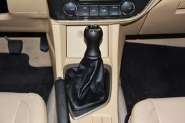 2014款丰田卡罗拉1.6L手动GLX-i