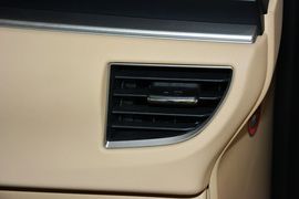 2014款丰田卡罗拉1.6L手动GLX-i