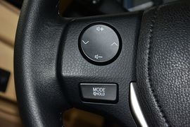 2014款丰田卡罗拉1.6L手动GLX-i
