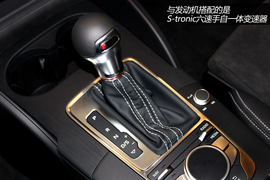 实拍全新奥迪S3