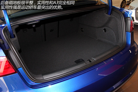 实拍全新奥迪S3