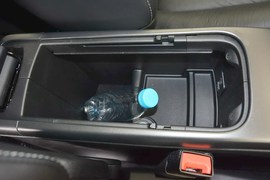 2013款菲亚特菲跃2.4L豪华导航版