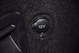 2015款路虎揽胜极光2.0T