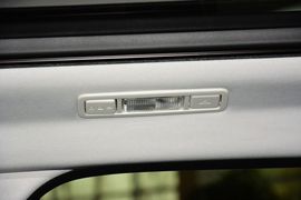 2015款路虎揽胜极光2.0T