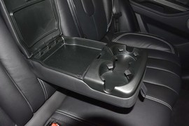 2015款路虎揽胜极光2.0T