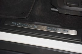 2015款路虎揽胜极光2.0T