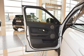 2015款路虎揽胜极光2.0T