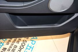 2015款路虎揽胜极光2.0T