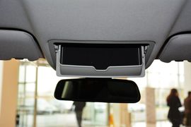 2015款路虎揽胜极光2.0T