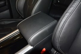 2015款路虎揽胜极光2.0T