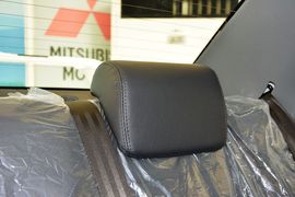 2015款东南V3菱悦1.5L手动风采版