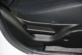 2015款东南V3菱悦1.5L手动风采版