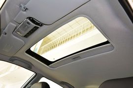 2015款东南V3菱悦1.5L手动风采版