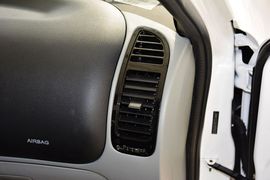 2015款东南V3菱悦1.5L手动风采版