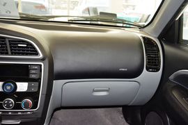 2015款东南V3菱悦1.5L手动风采版