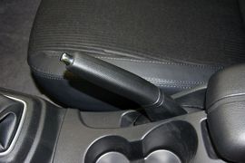 2015款东南V3菱悦1.5L手动风采版