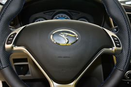 2015款东南V3菱悦1.5L手动风采版