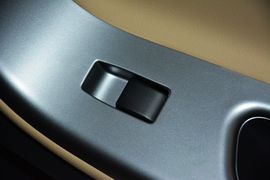 2014款海马福美来M5