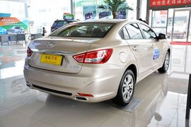 2014款海马福美来M5