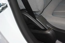 2014款雪佛兰爱唯欧三厢1.4L手动舒享版