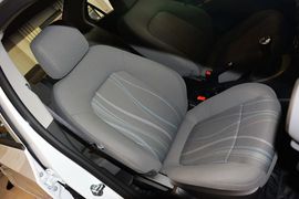 2014款雪佛兰爱唯欧三厢1.4L手动舒享版