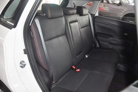 2014款三菱劲炫2.0L自动两驱精英版