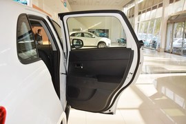 2014款三菱劲炫2.0L自动两驱精英版