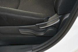 2014款三菱劲炫2.0L自动两驱精英版