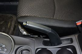 2014款三菱劲炫2.0L自动两驱精英版